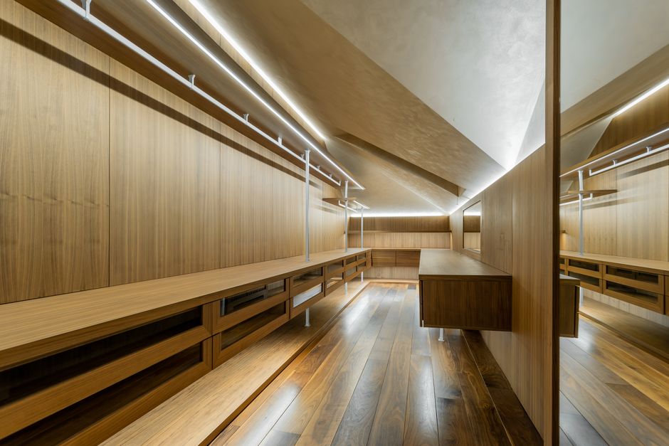 Modern luxury custom closets